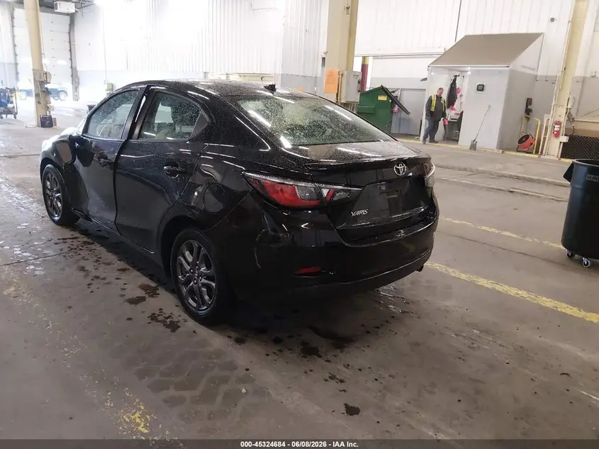 2019 TOYOTA YARIS LE