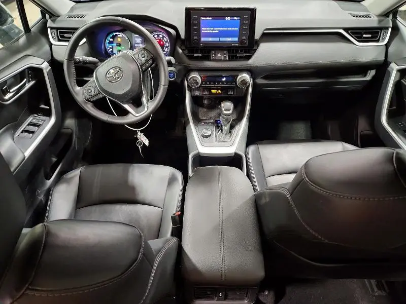 2022 TOYOTA RAV4 XLE PREMIUM  