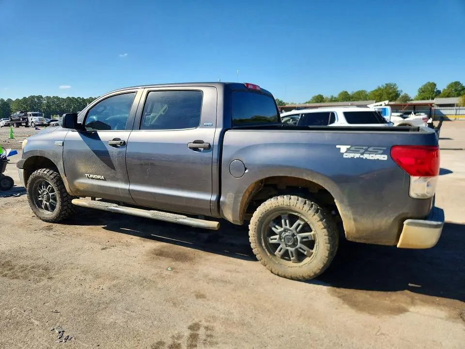 2013 TOYOTA TUNDRA CREWMAX SR5  