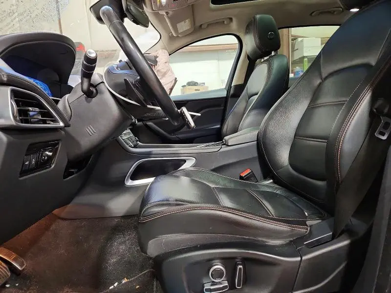 2019 JAGUAR F-PACE PRESTIGE  