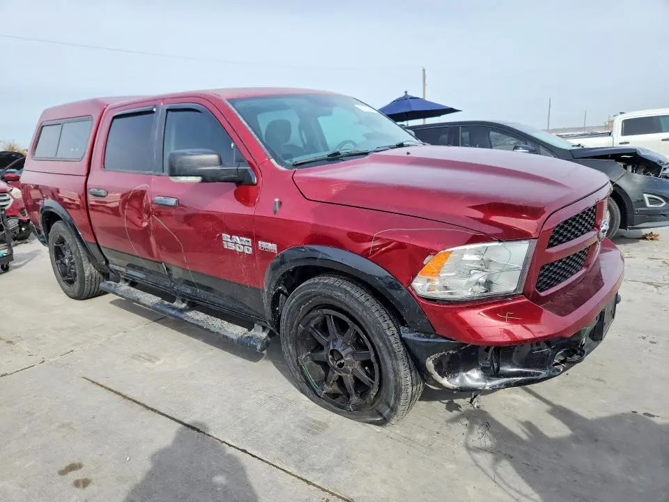 2015 RAM 1500 SLT  