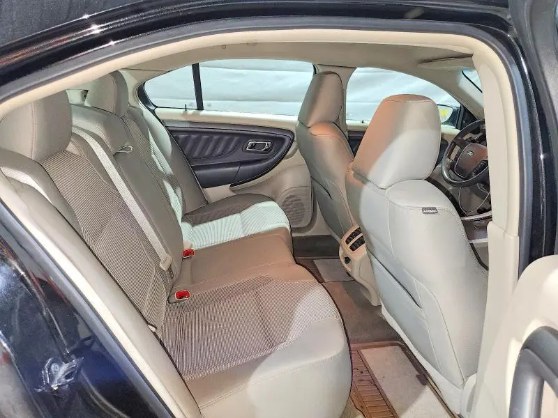2011 FORD TAURUS SEL  