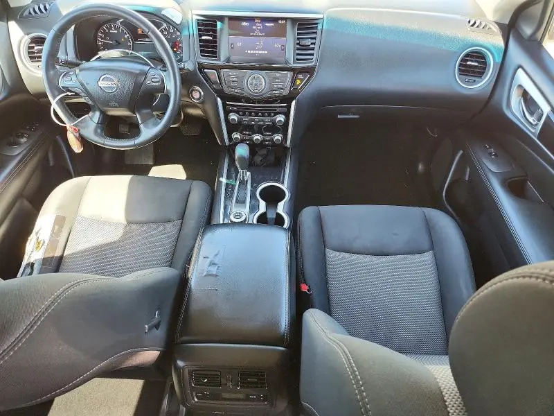 2018 NISSAN PATHFINDER SV  