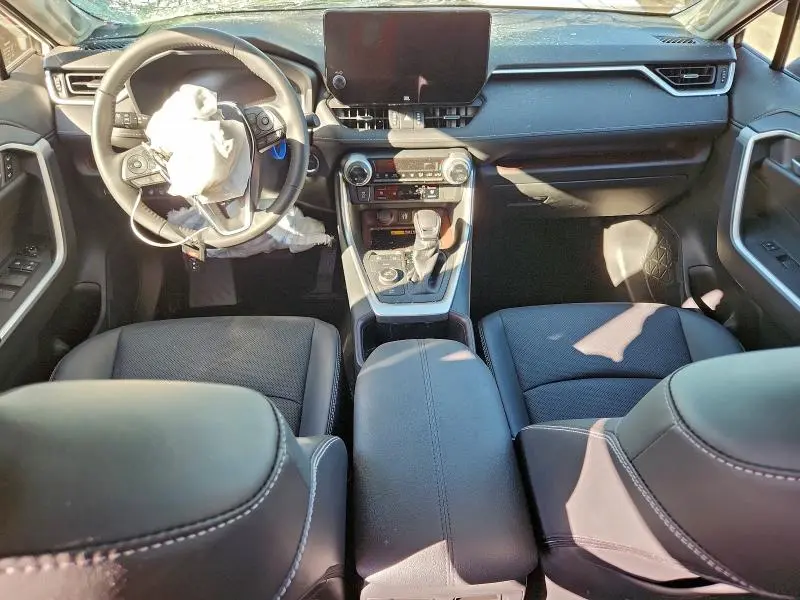 2024 TOYOTA RAV4 LIMITED  