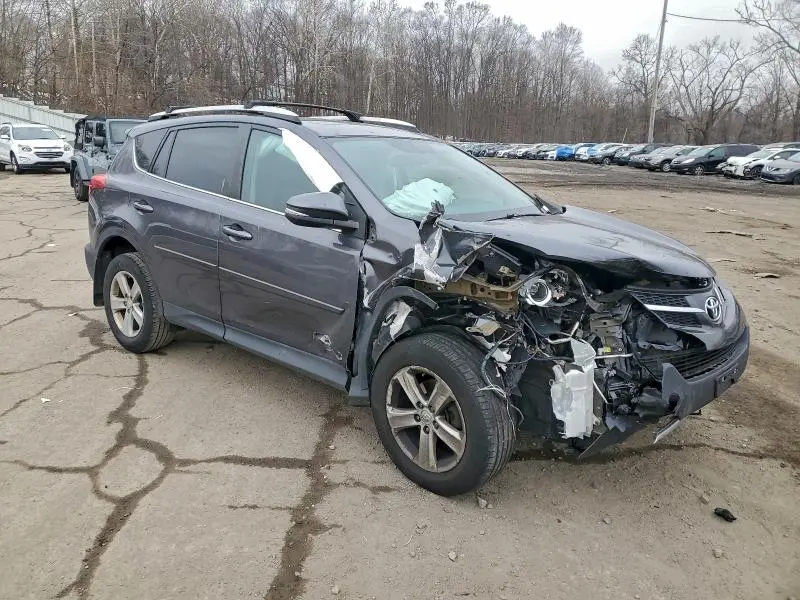 2014 TOYOTA RAV4 XLE  
