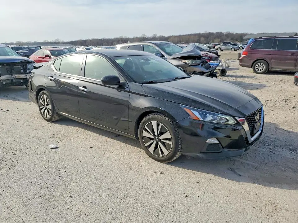 2021 NISSAN ALTIMA 2.5 SV  