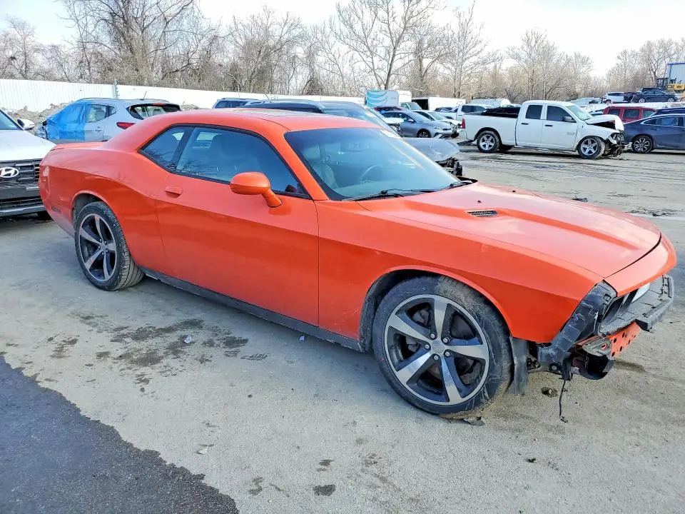 2013 DODGE CHALLENGER R/T  