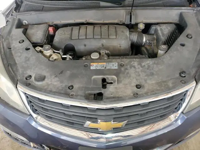 2014 CHEVROLET TRAVERSE LS  