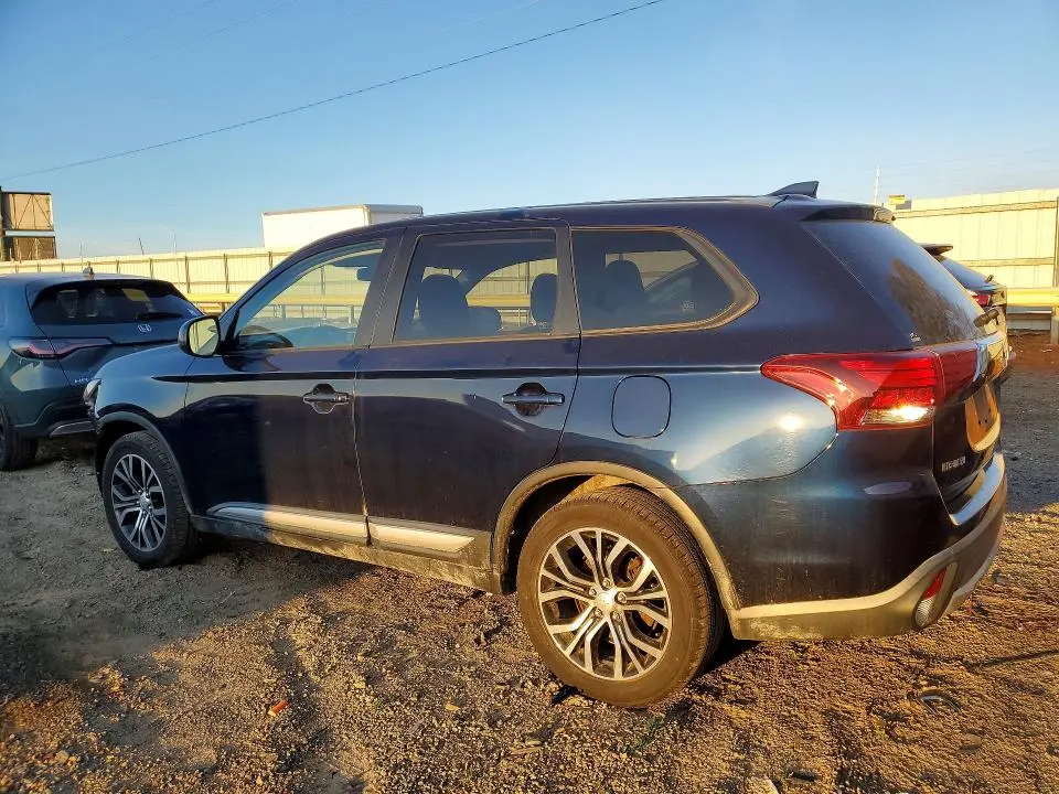 2018 MITSUBISHI OUTLANDER ES  