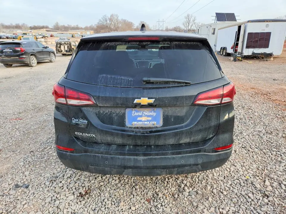 2022 CHEVROLET EQUINOX LS  