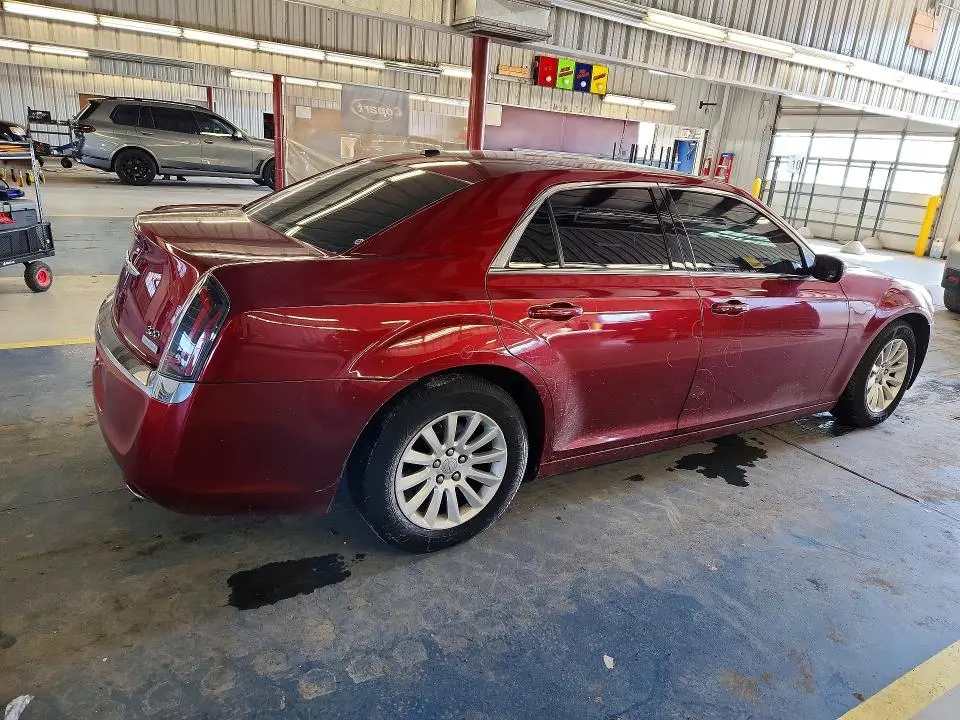 2012 CHRYSLER 300   