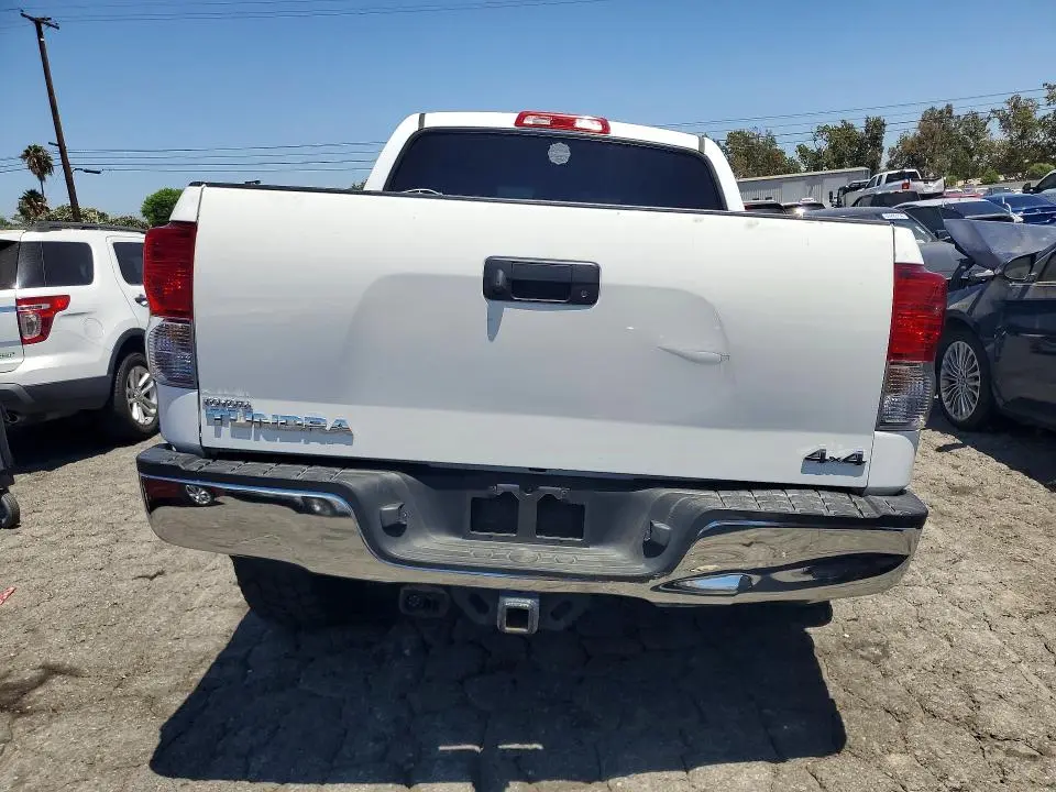 2012 TOYOTA TUNDRA CREWMAX SR5  