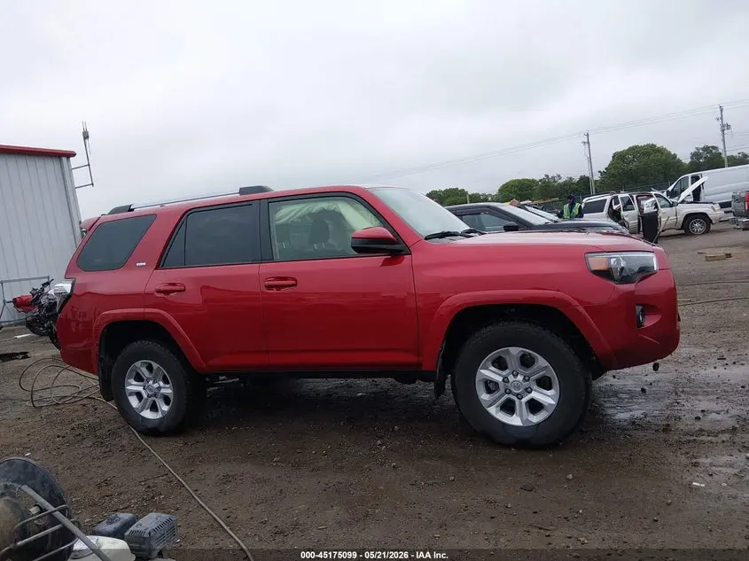 2024 TOYOTA 4RUNNER SR5