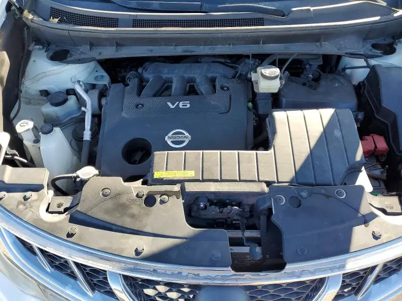 2013 NISSAN MURANO S  