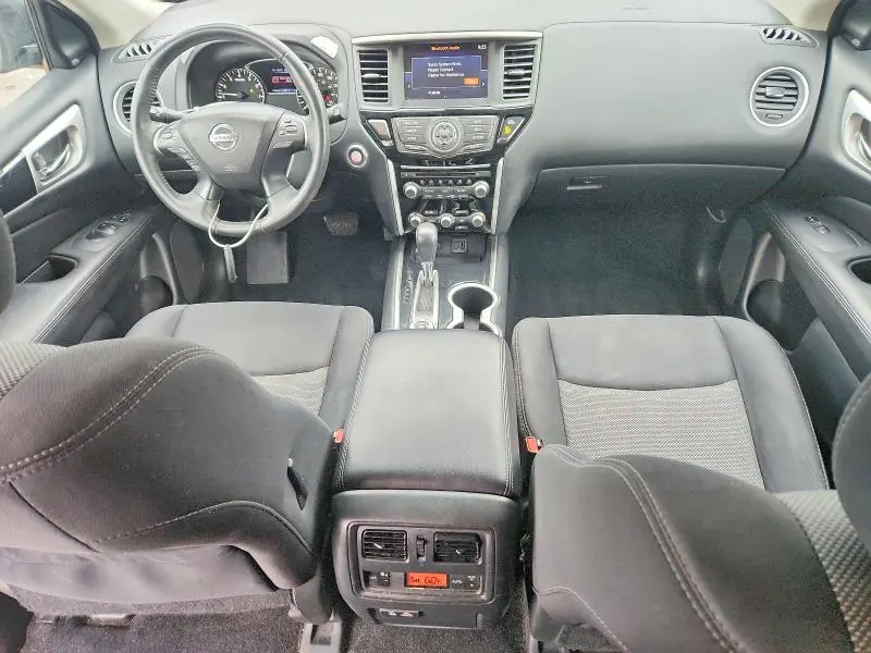 2019 NISSAN PATHFINDER SV  