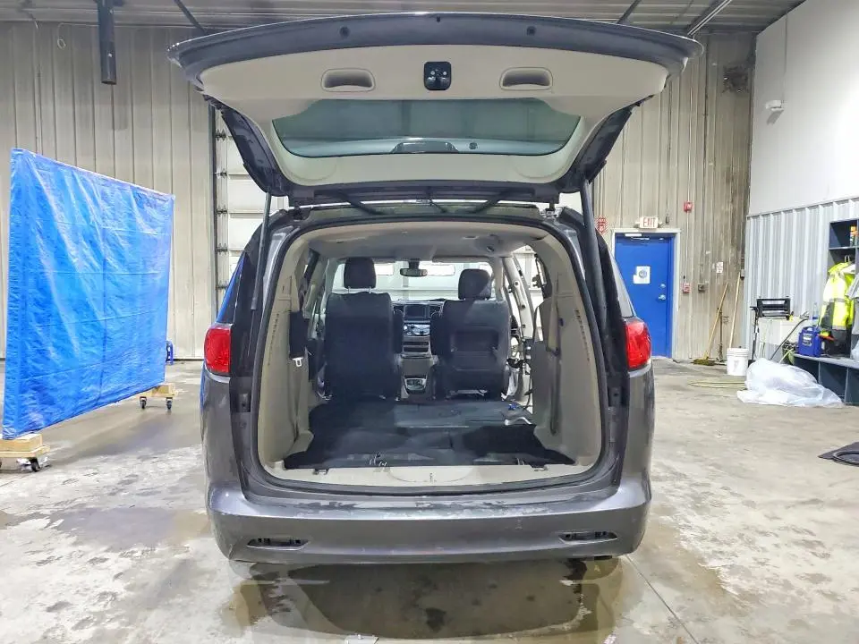 2020 CHRYSLER VOYAGER LXI  
