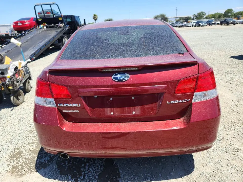 2013 SUBARU LEGACY 2.5I PREMIUM  