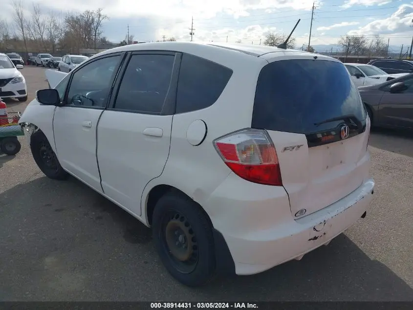 2013 HONDA FIT  