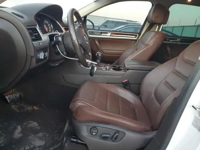 2014 VOLKSWAGEN TOUAREG V6 TDI  
