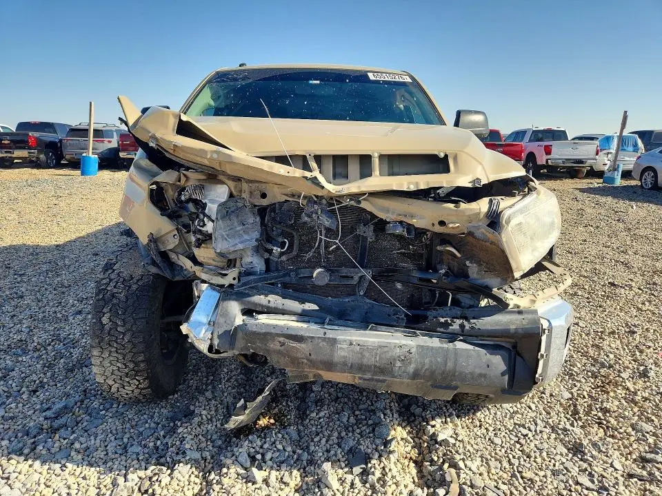 2017 TOYOTA TUNDRA SR5  