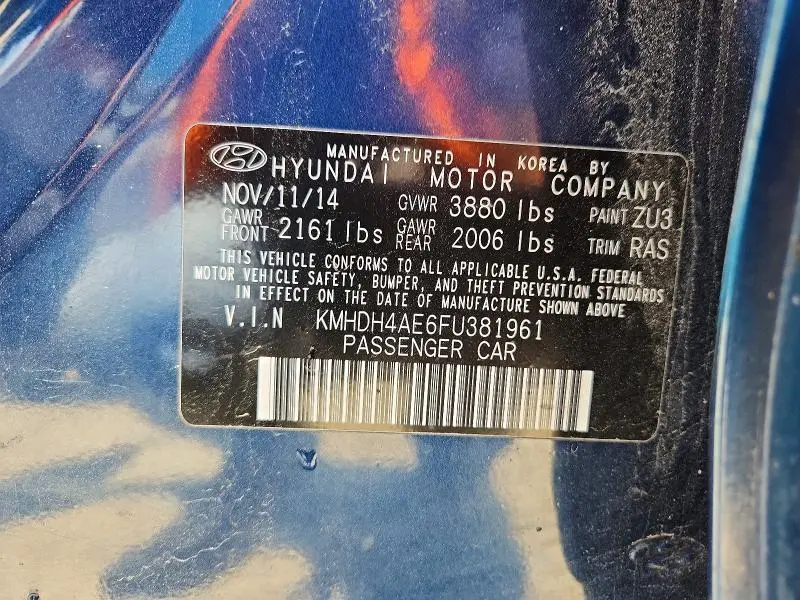 2015 HYUNDAI ELANTRA SE  