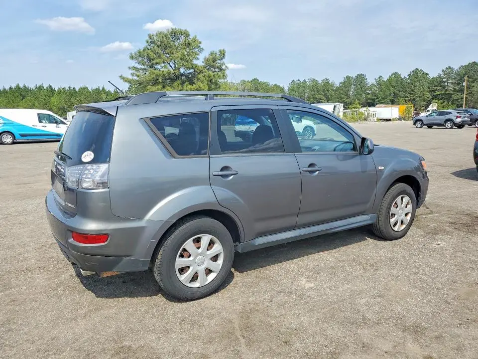 2012 MITSUBISHI OUTLANDER ES  