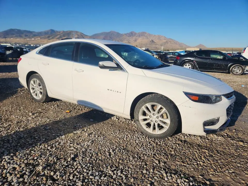 2017 CHEVROLET MALIBU LT  