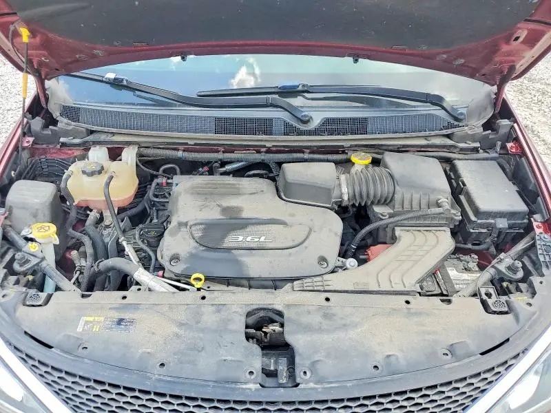 2017 CHRYSLER PACIFICA LIMITED  