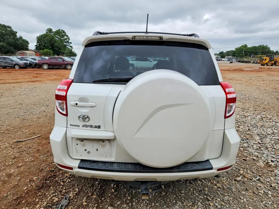 2010 TOYOTA RAV4 LIMITED  