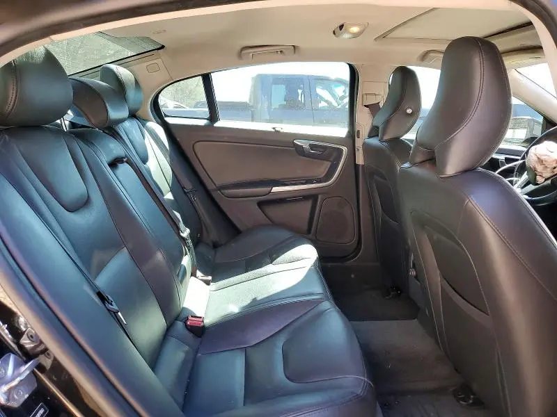 2018 VOLVO S60 PREMIER  