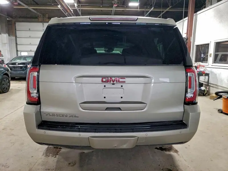 2015 GMC YUKON XL K1500 SLT  