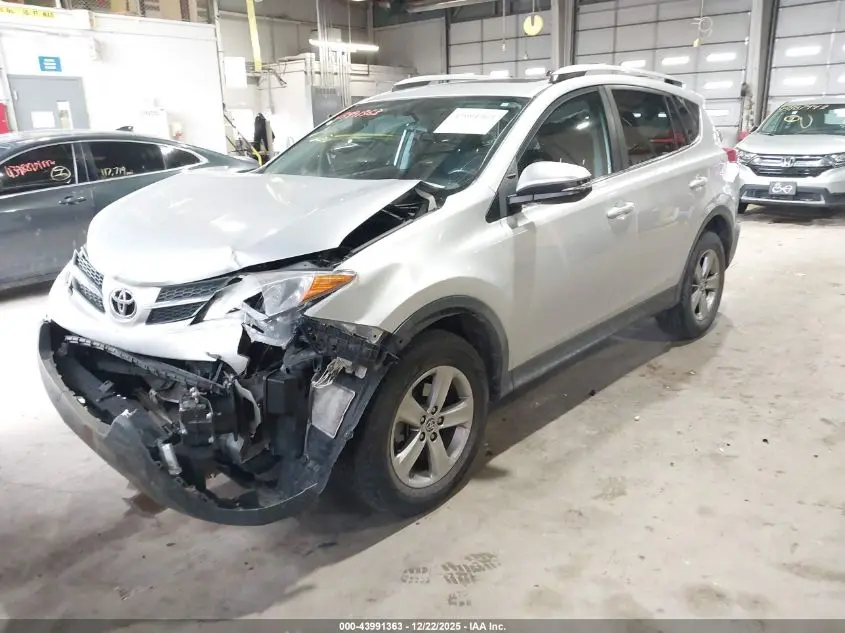 2015 TOYOTA RAV4 XLE