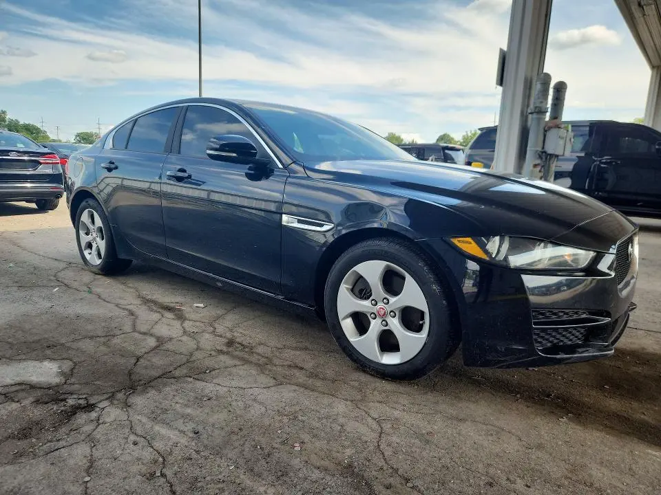 2018 JAGUAR XE   
