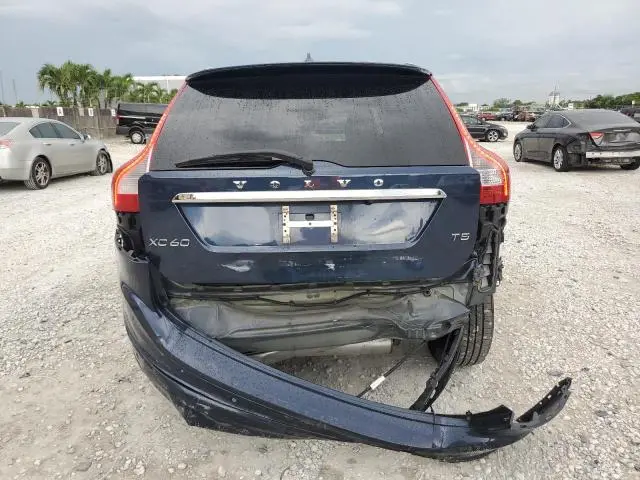 2015 VOLVO XC60 T5 PREMIER  