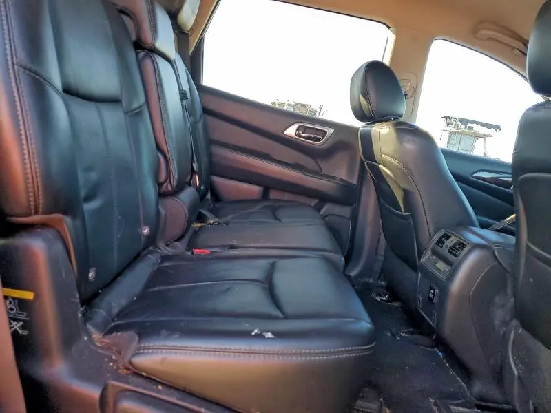 2015 NISSAN PATHFINDER S  