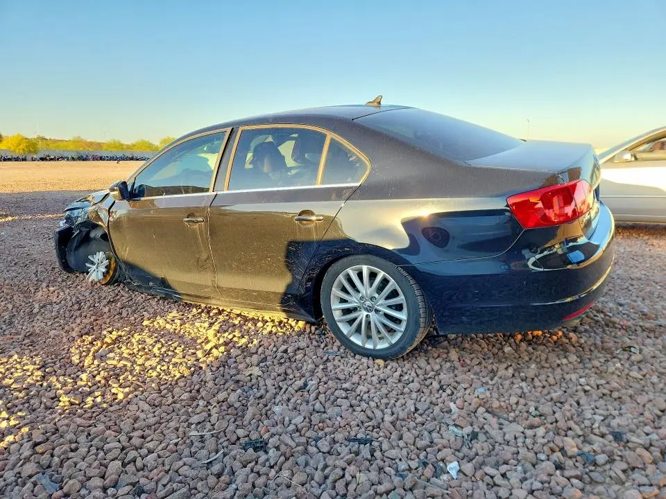 2013 VOLKSWAGEN JETTA SEL  