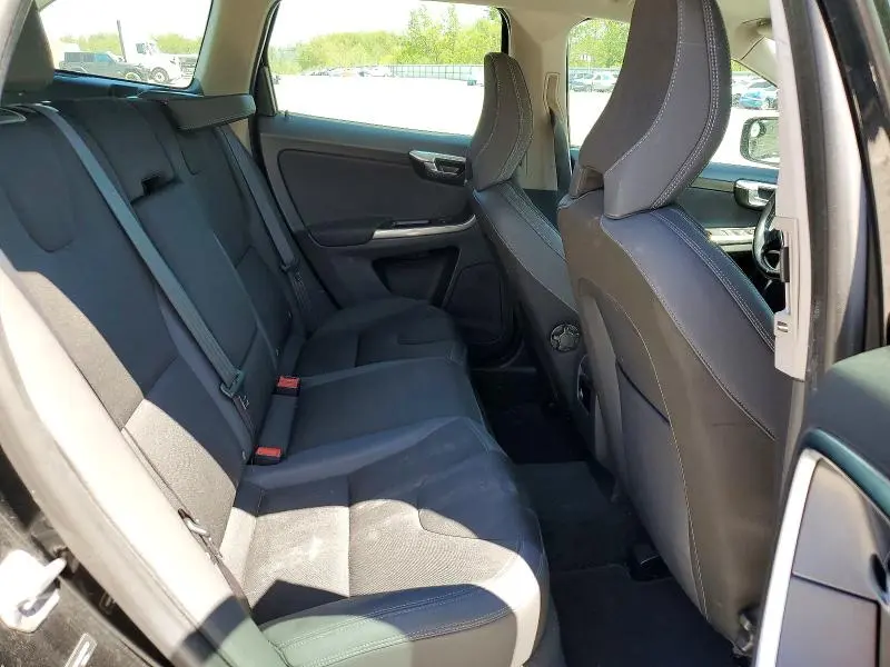 2014 VOLVO XC60 3.2  
