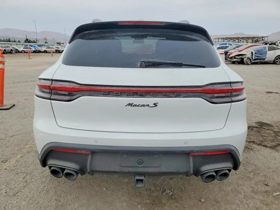 2025 PORSCHE MACAN S  
