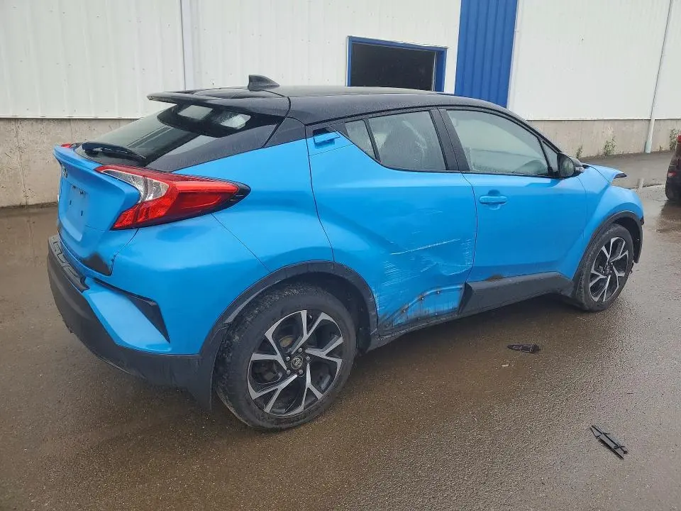2019 TOYOTA C-HR LE  