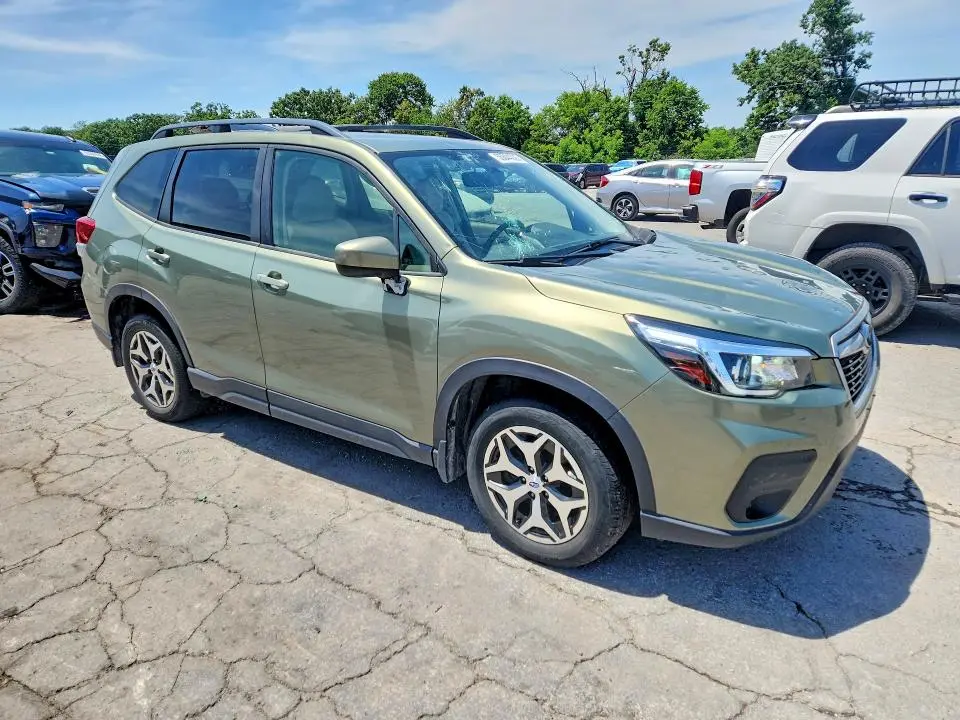 2020 SUBARU FORESTER PREMIUM  