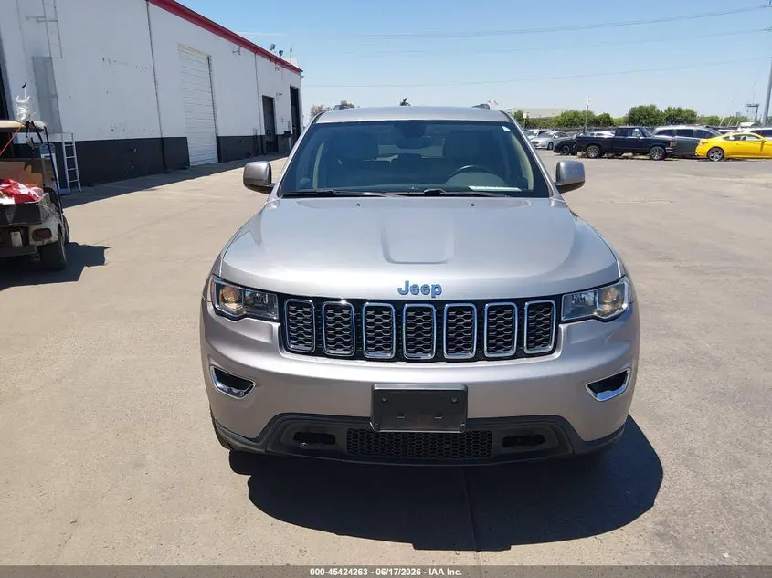2017 JEEP GRAND CHEROKEE LAREDO 4X4