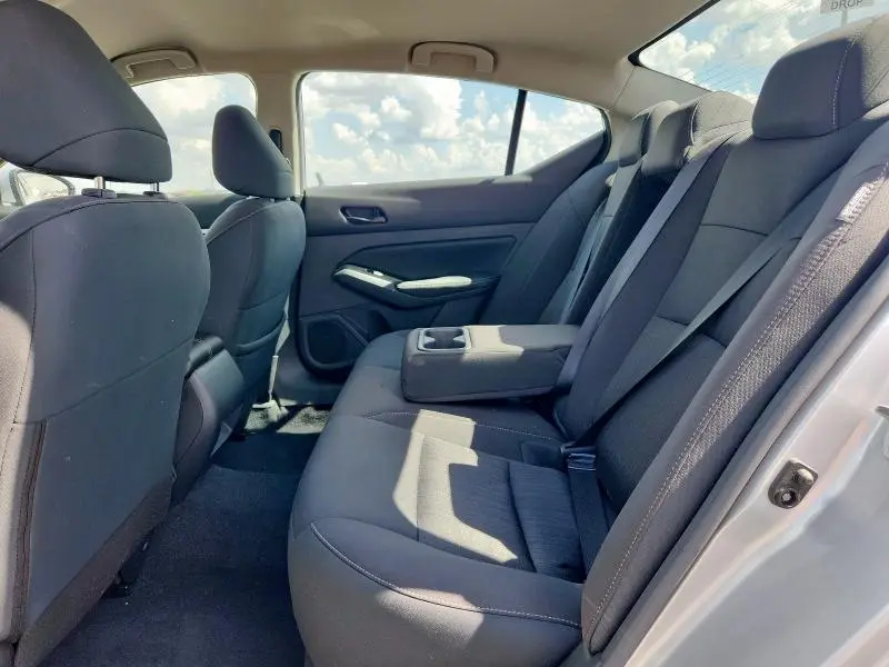 2023 NISSAN ALTIMA SV  