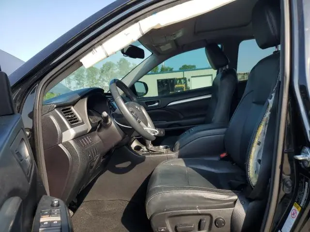2016 TOYOTA HIGHLANDER XLE  