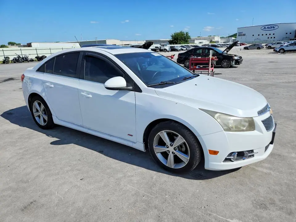 2012 CHEVROLET CRUZE LT  