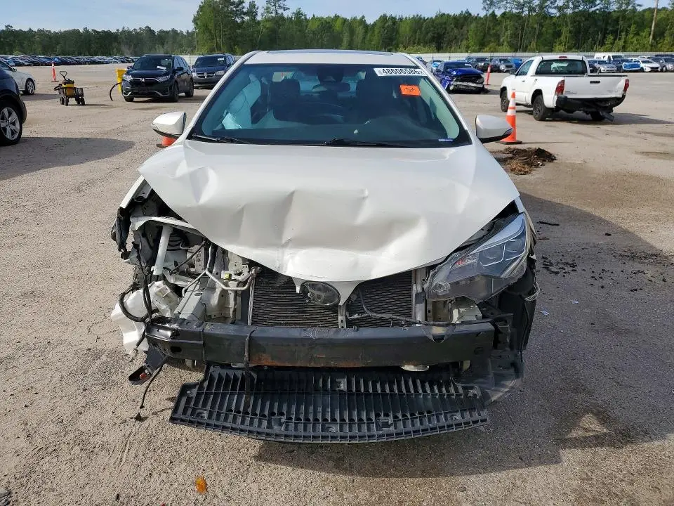 2018 TOYOTA COROLLA XSE  