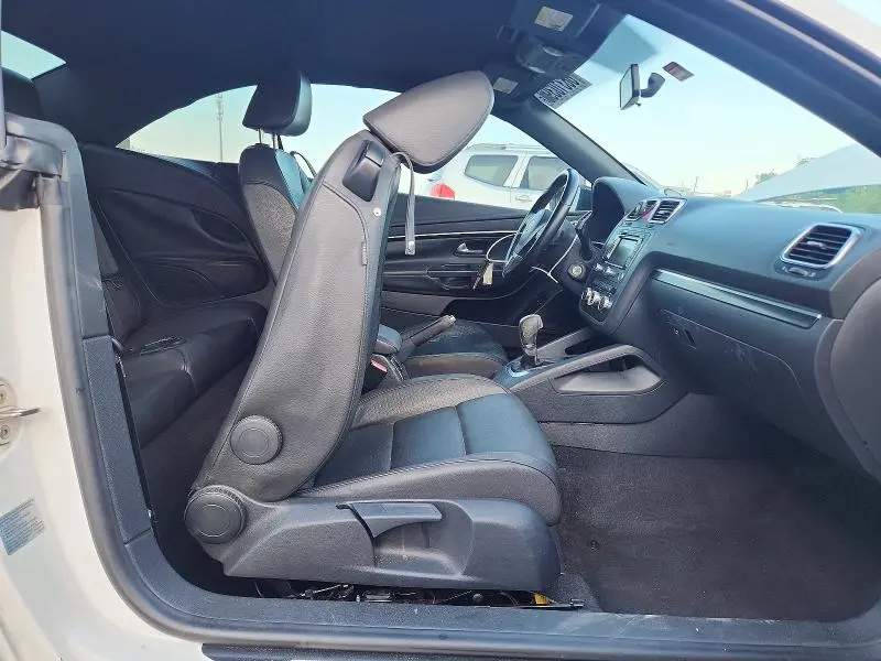 2014 VOLKSWAGEN EOS KOMFORT  