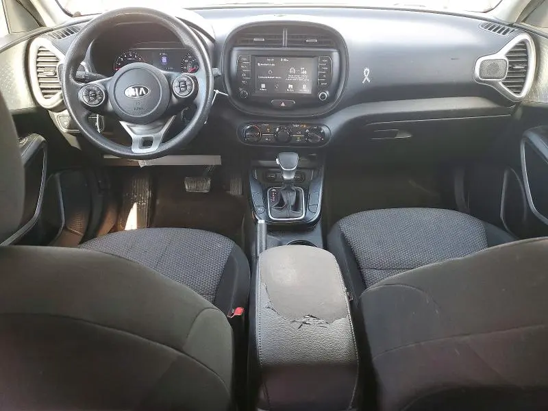 2020 KIA SOUL LX  