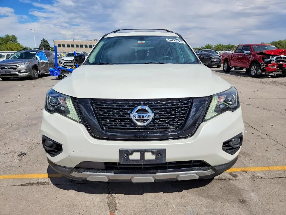 2019 NISSAN PATHFINDER SL  