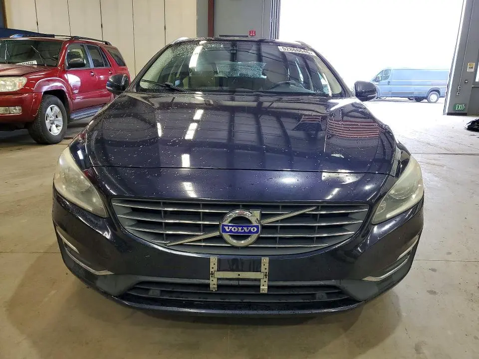 2016 VOLVO V60 T5 PREMIER  