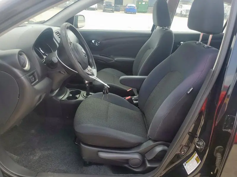 2013 NISSAN VERSA S  